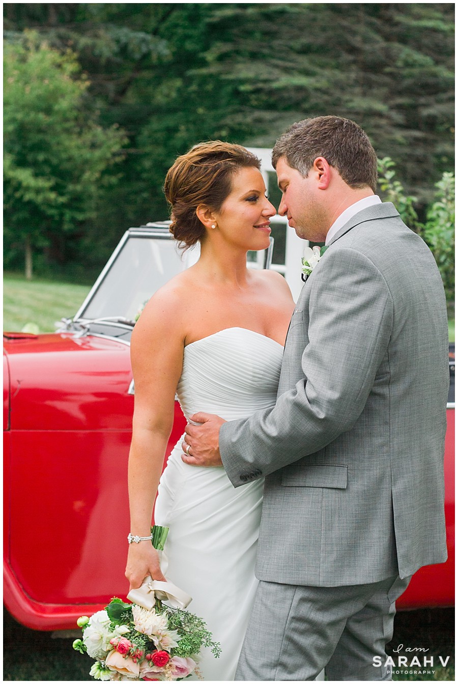 Alt=“New Hampshire Wedding Photographer Winchester, NH / I AM SARAH V Photography” 
