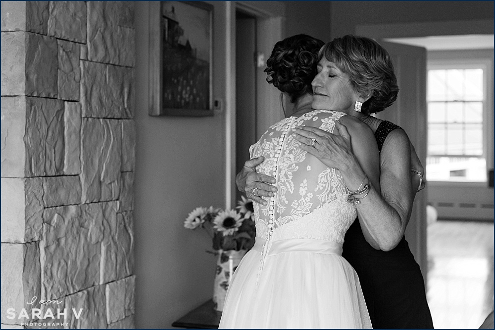 Hampton Falls New Hampshire Wedding Photographer Image / I AM SARAH V Photography