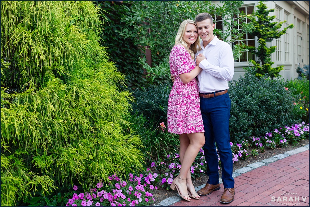 Portsmouth New Hampshire Engagement Session Maine Wedding Photographer Photo / I AM SARAH V Photography