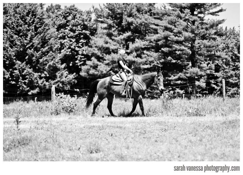 Berwick, Maine Photographer Sarah Vanessa Photography // The Red Barn