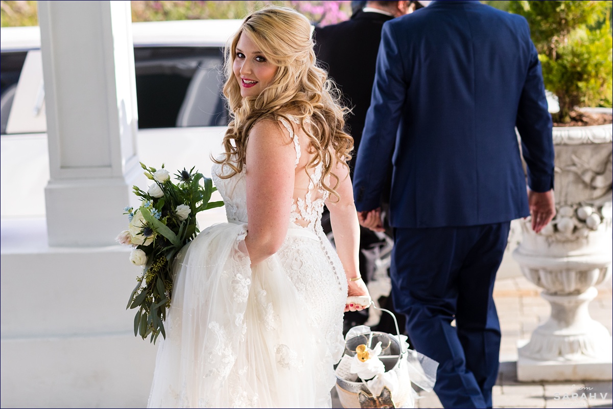 The bride heads to the limo at Wentworth By The Sea