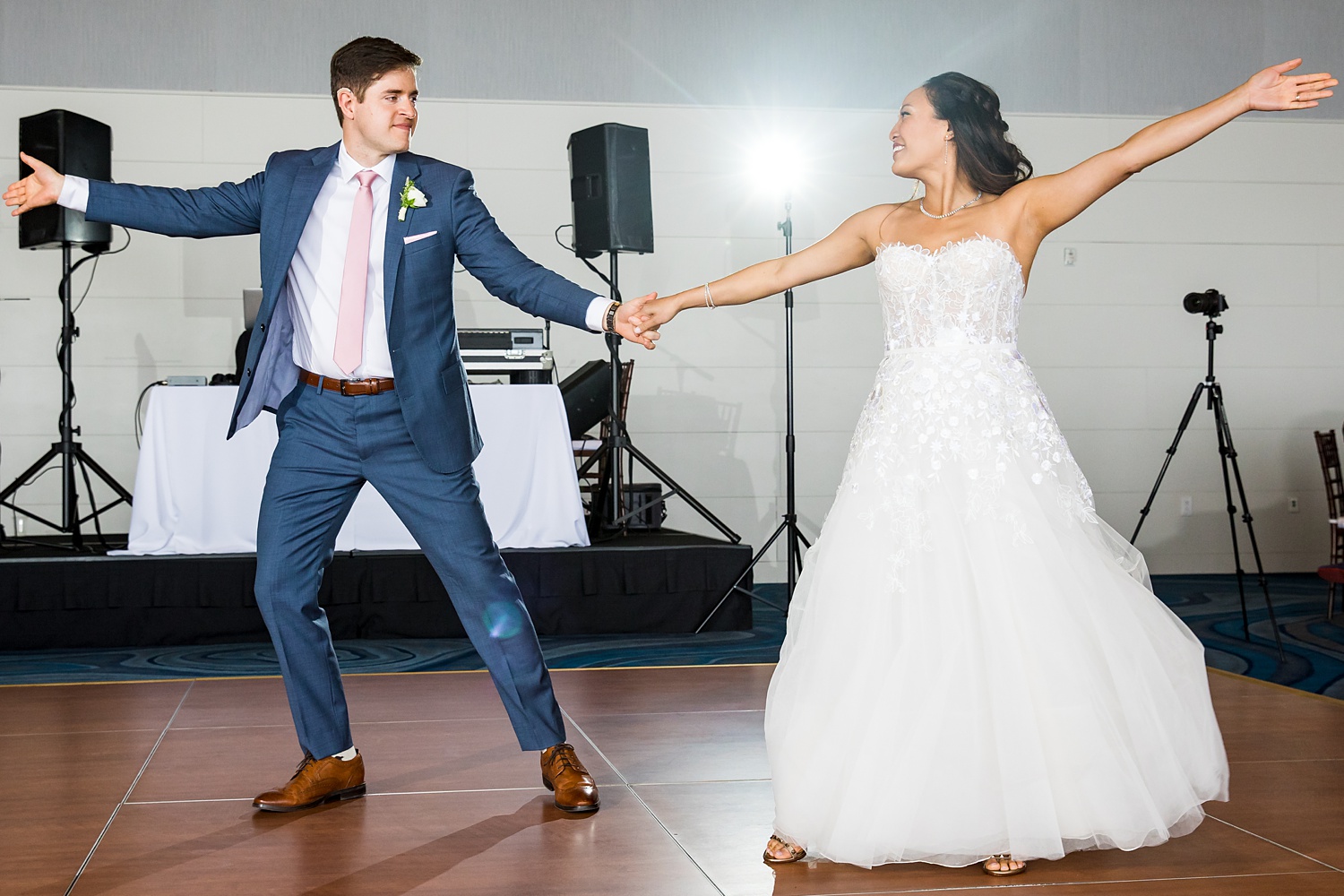 A grand first dance by the couple on their wedding day in Maine